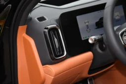 
										AITO M9 EV full									