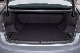 
										BMW i3 full									