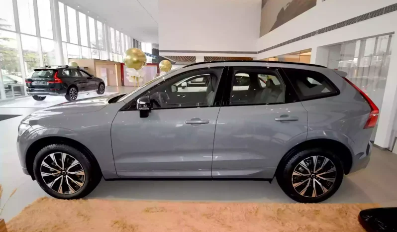 
								Volvo XC60 full									