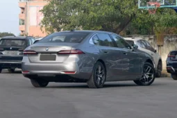 
										BMW i5 full									