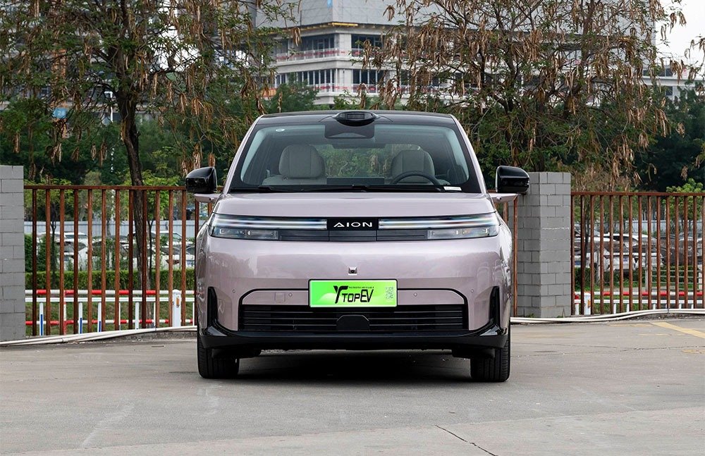 imgi_3_1_3(116) AION N60 2026 – In Stock in China | Fuel-Efficient Chinese Cars for Sale - Image 1