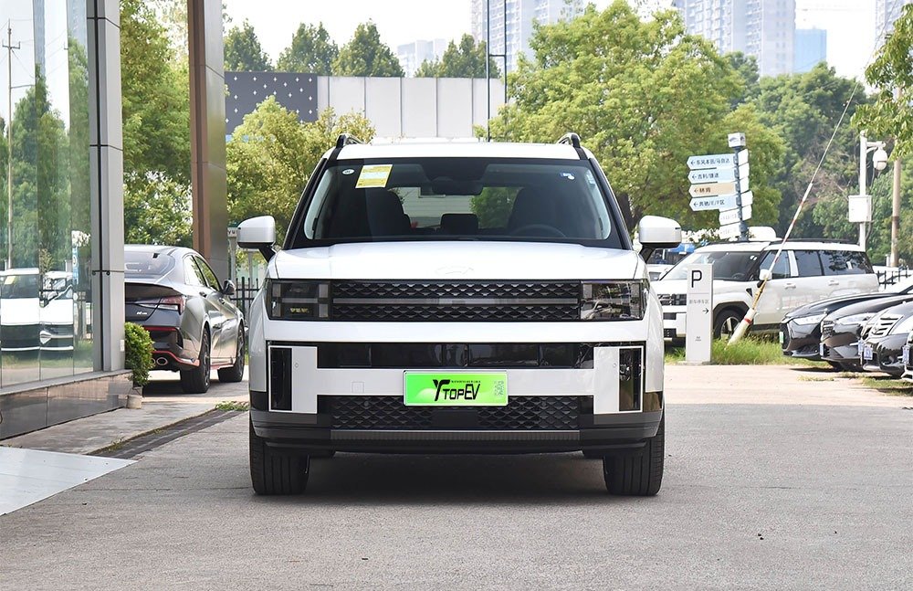 imgi_3_1_3(56) Hyundai Santa Fe 2026 – Factory Price From China | Chinese Car Prices and Specifications - Image 1